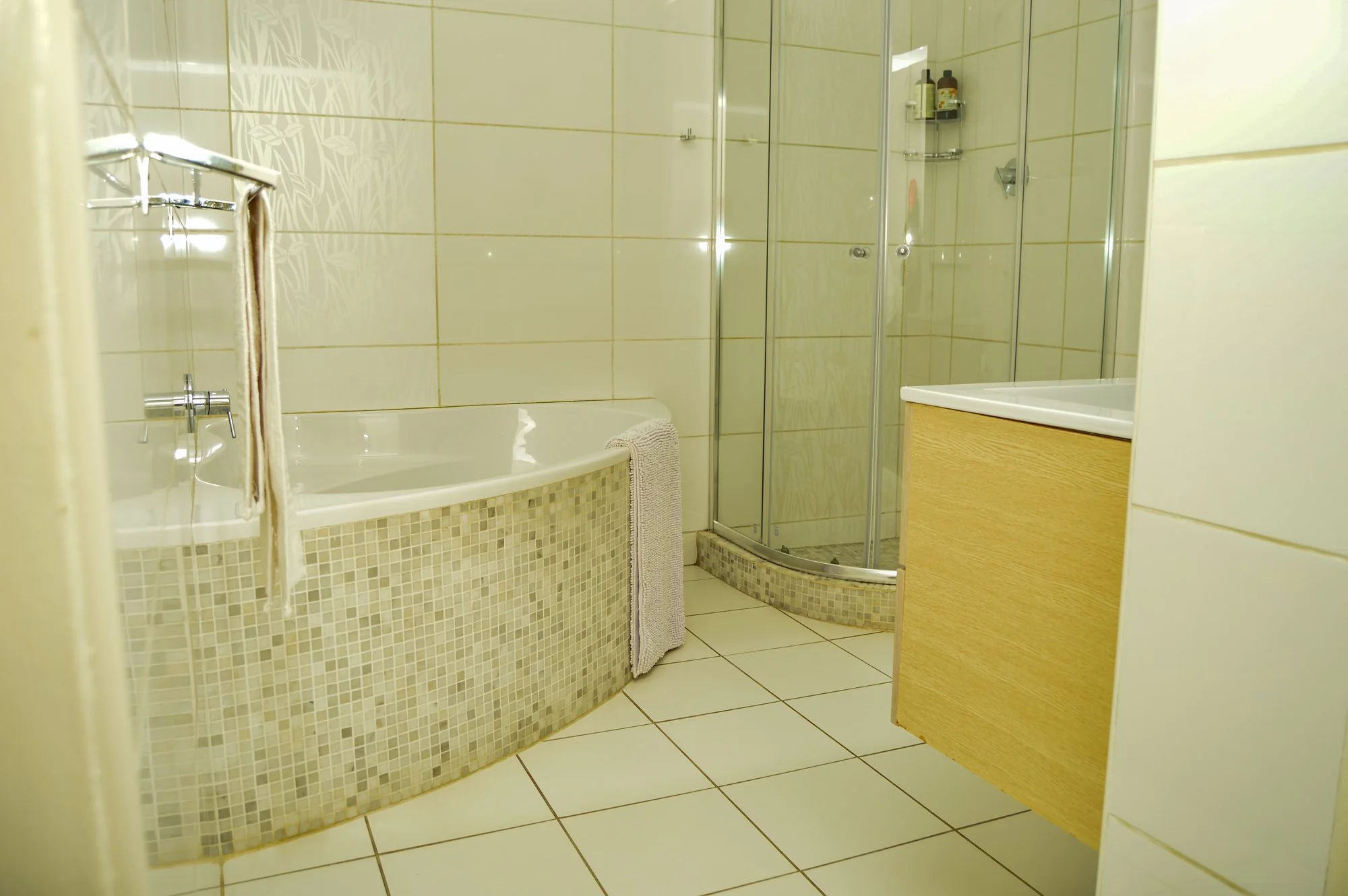 Yellowwoods Bed and Breakfast Empangeni room four private en-suite bathroom
